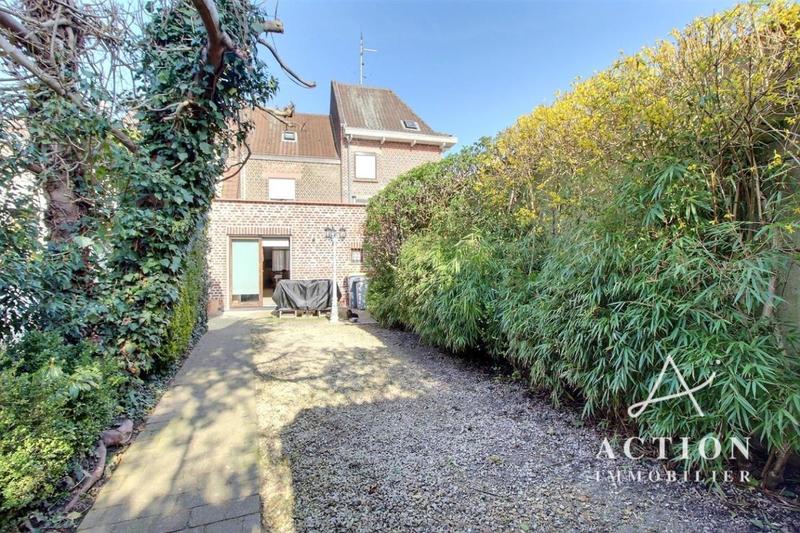 Maison - 105 m² - 4 pièces