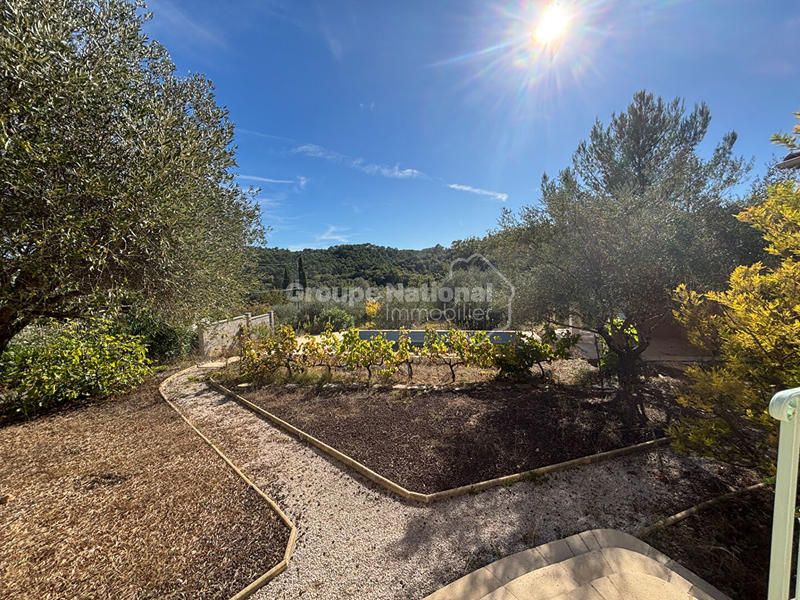 Villa - 168 m² - 6 pièces