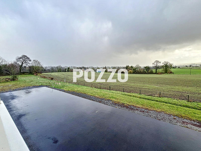 Local d'activité / Entrepôt - 1 098 m² - 9 pièces