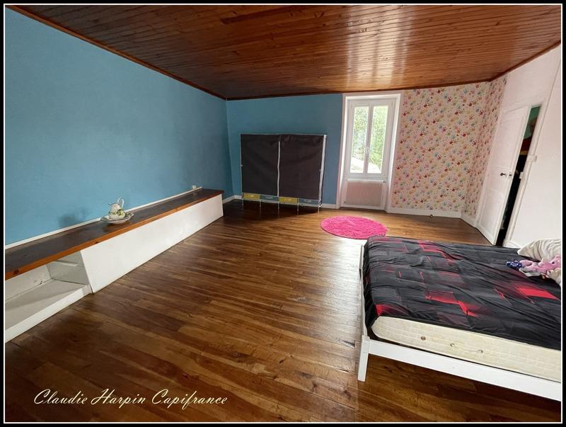 Maison - 148 m² - 7 pièces