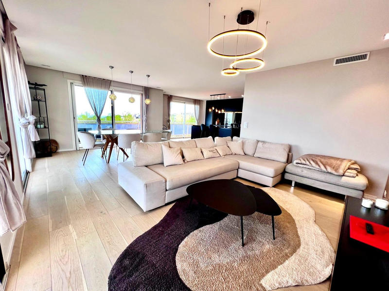 Appartement - 131 m² - 5 pièces