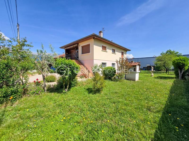 Maison - 160 m² - 5 pièces