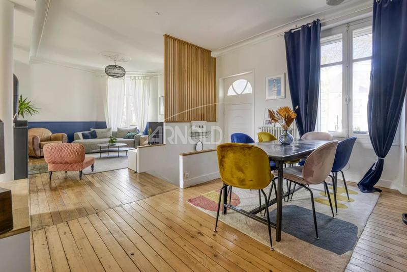 Maison - 148 m² - 7 pièces