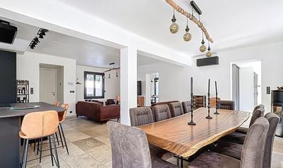 Villa - 230 m² - 7 pièces