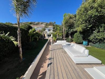 Appartement - 97 m² - 5 pièces