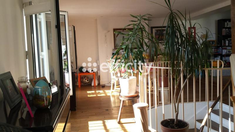 Appartement - 125 m² - 5 pièces