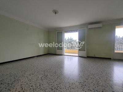 Appartement - 85 m² - 3 pièces