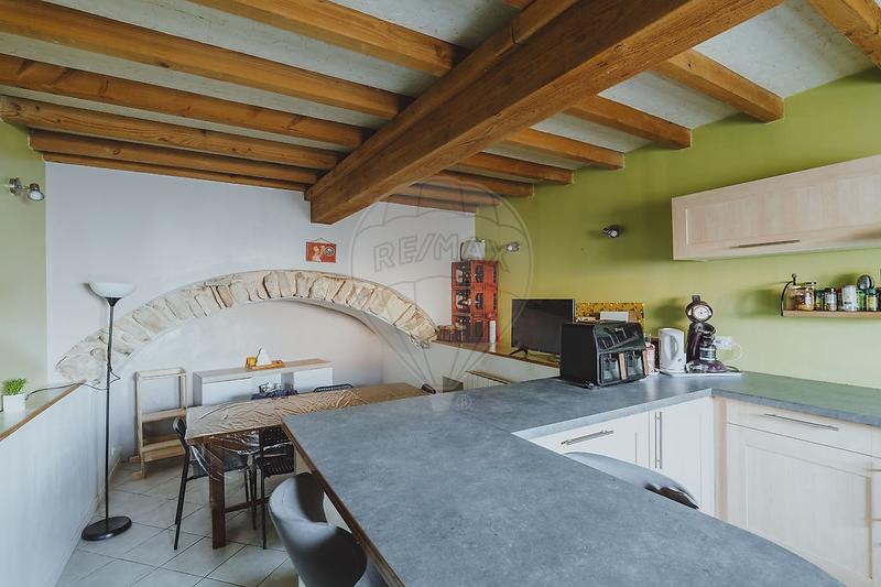 Maison - 80 m² - 4 pièces