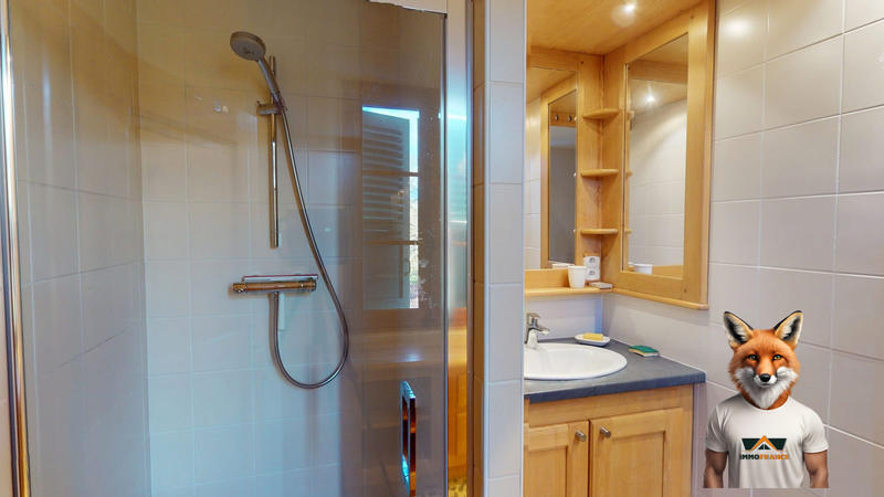 Maison - 246 m² - 7 pièces