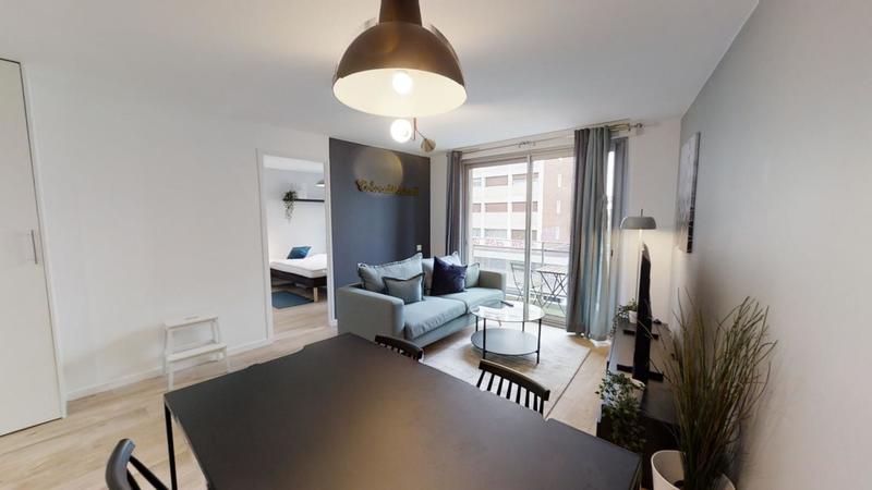 Appartement - 80 m² - 5 pièces