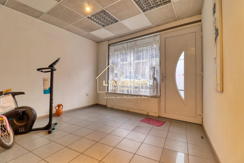 Maison - 178 m² - 8 pièces