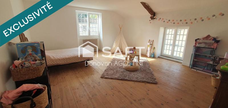 Maison - 215 m² - 8 pièces