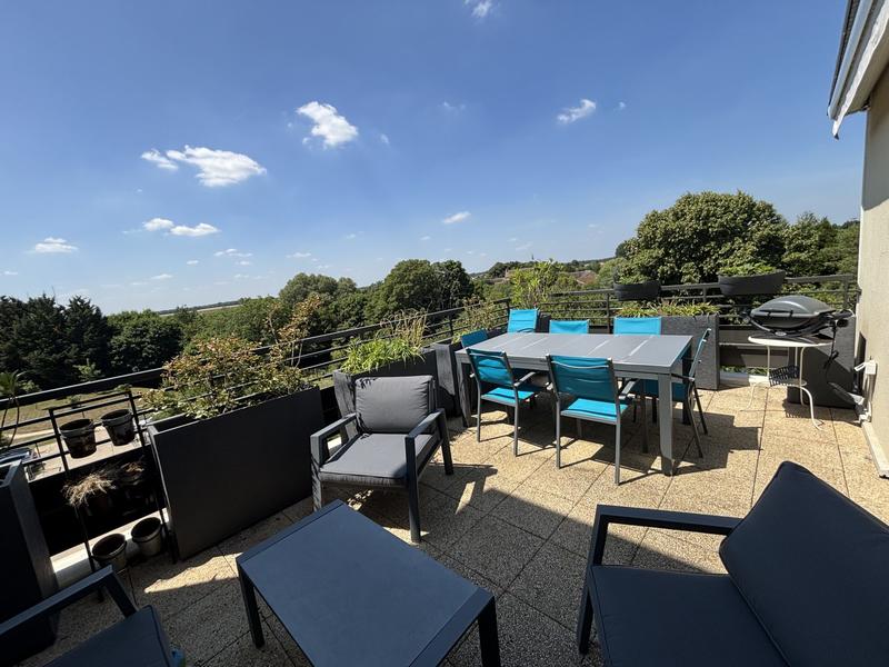 Appartement - 86 m² - 4 pièces