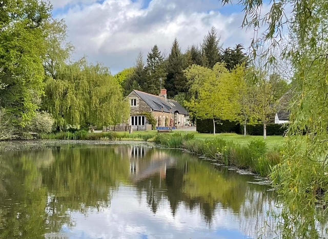 Propriété - 535 m² - 22 pièces