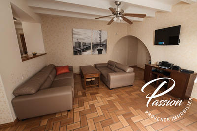 Maison - 170 m² - 7 pièces