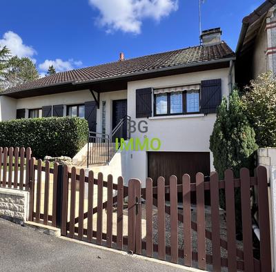 Maison traditionnelle - 89 m² - 3 pièces