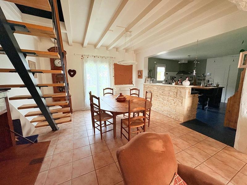 Maison - 156 m² - 7 pièces