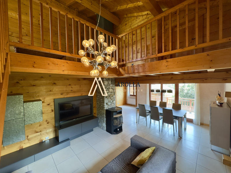 Maison - 156 m² - 6 pièces