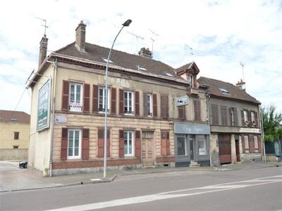 Studio - 25 m² - 1 pièce