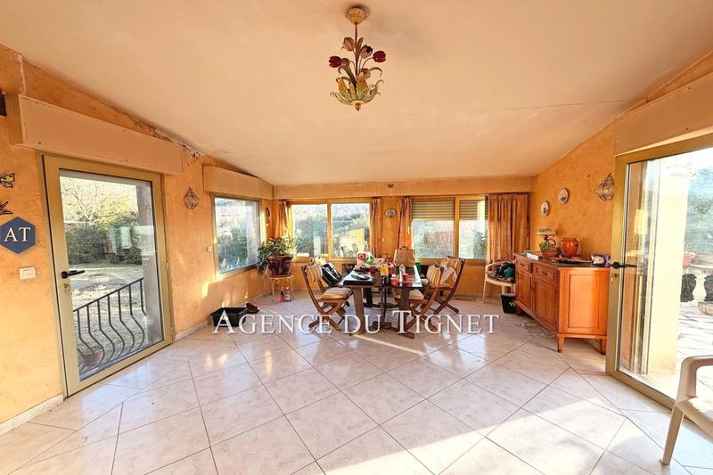 Maison - 186 m² - 6 pièces