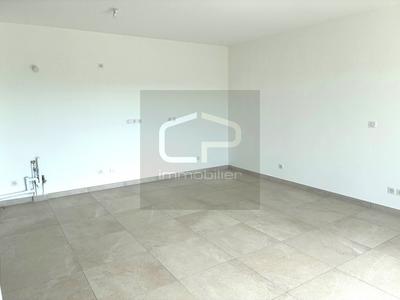 Appartement - 86 m² - 4 pièces