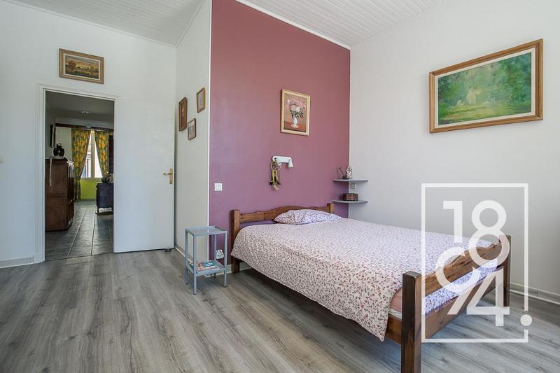 Appartement - 81 m² - 3 pièces