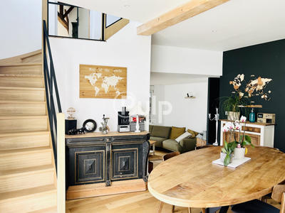 Corps de ferme - 143 m² - 6 pièces