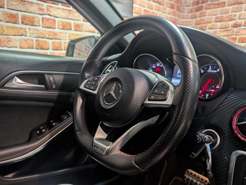 Mercedes a 45 Amg 4matic - 381ch (Facelift)