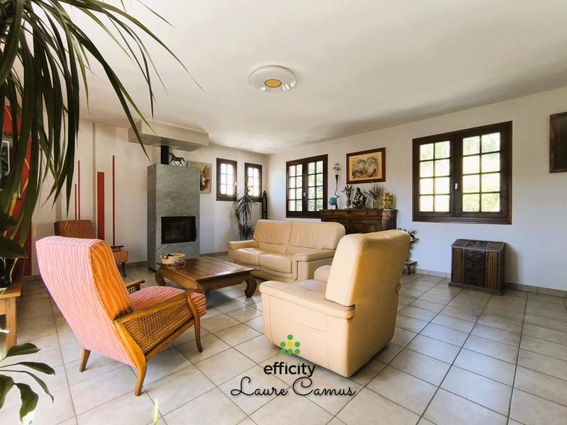 Maison - 122 m² - 4 pièces