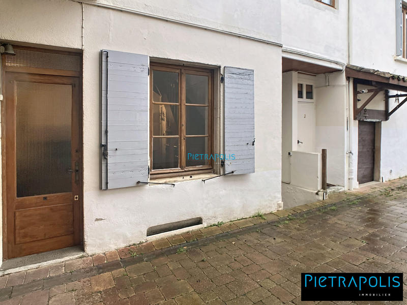 Maison ancienne - 220 m² - 10 pièces