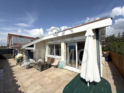 Appartement - 103 m² - 4 pièces