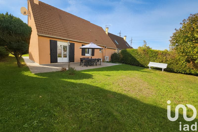 Maison - 90 m² - 5 pièces