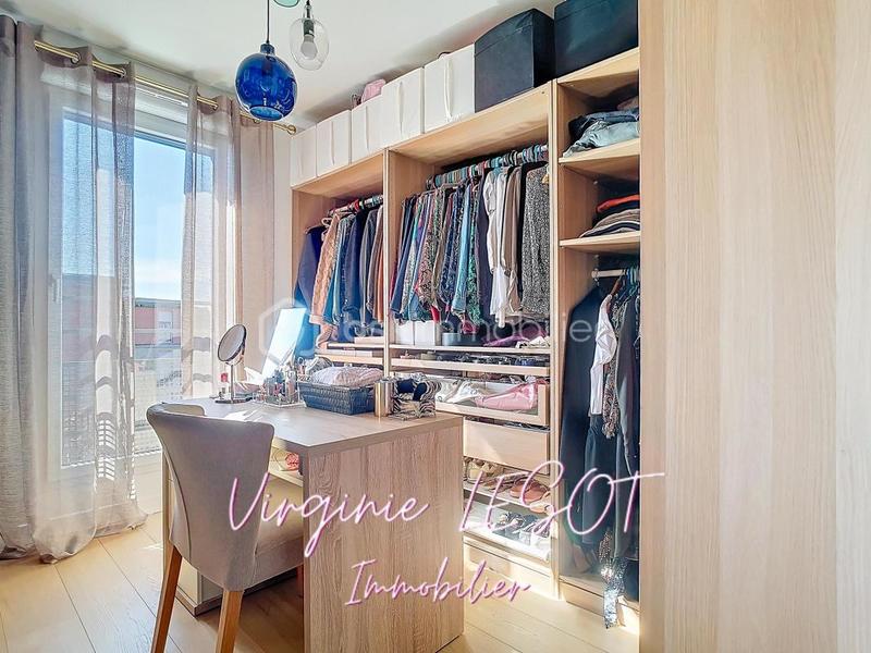 Appartement - 85 m² - 4 pièces