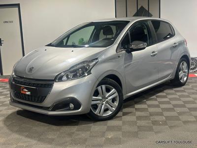 Peugeot 208 1.2i Vti 82cv Style - Distribution Faite