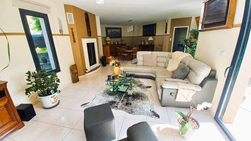 Maison - 170 m² - 7 pièces