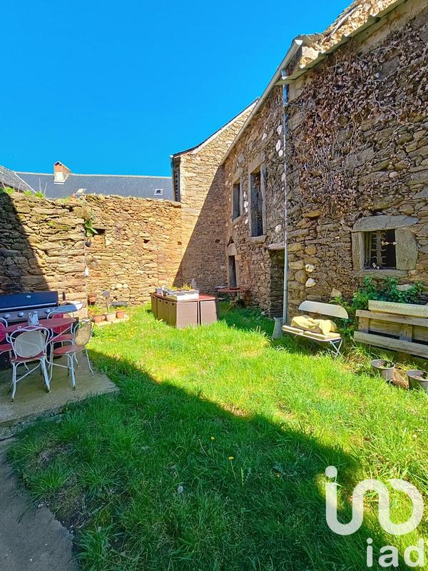 Maison de village - 247 m² - 8 pièces