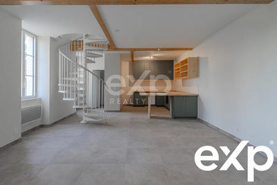 Appartement - 90 m² - 4 pièces