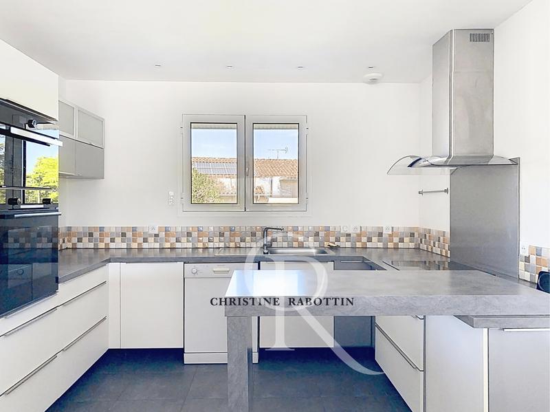 Maison - 143 m² - 4 pièces