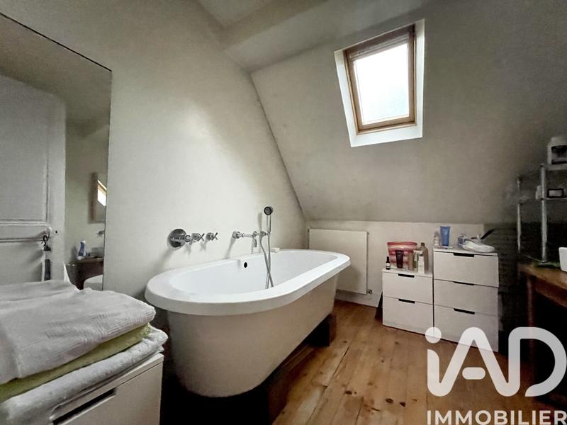 Maison de ville - 241 m² - 14 pièces