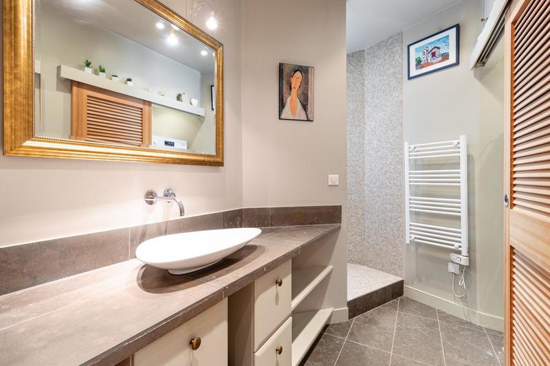 Appartement - 92 m² - 3 pièces