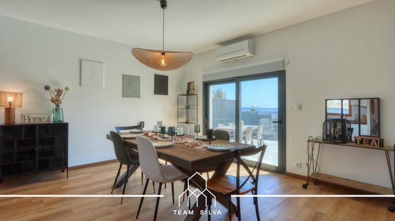 Maison - 159 m² - 6 pièces