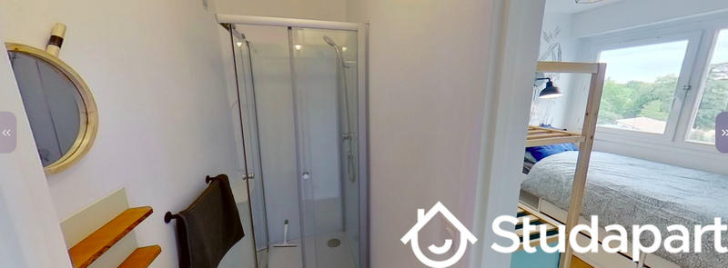 Chambre - 13 m² - 1 pièce