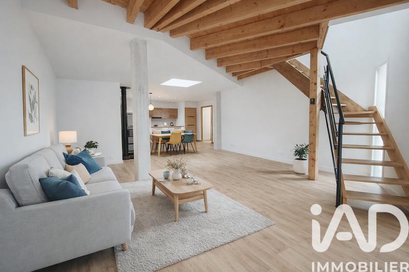 Maison - 93 m² - 4 pièces