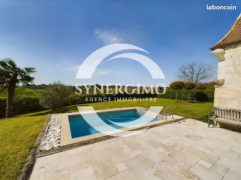 Propriété - 550 m² - 16 pièces