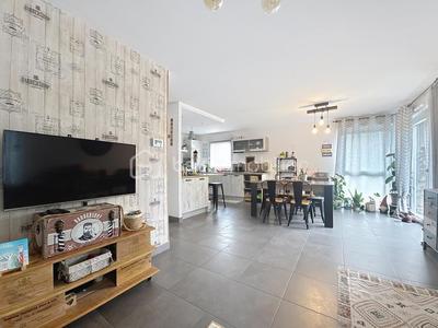 Maison - 89 m² - 4 pièces