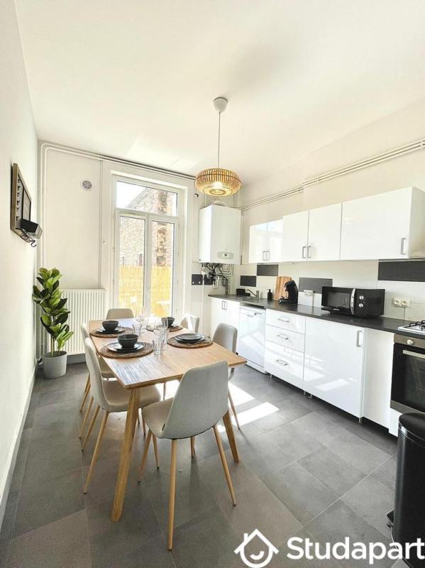 Chambre - 13 m² - 1 pièce