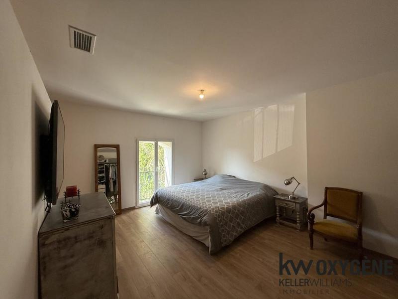 Mas - 197 m² - 5 pièces