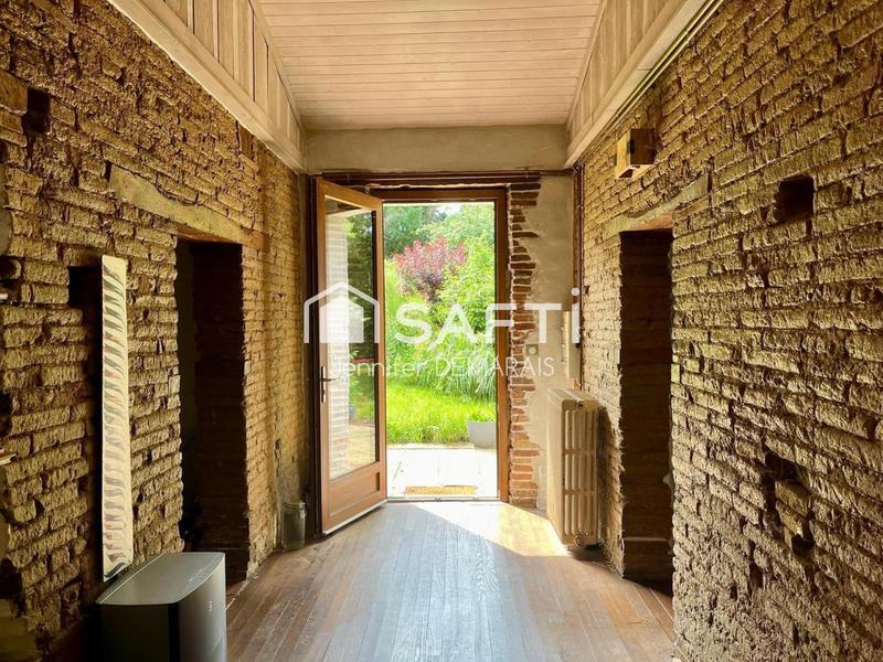 Maison - 242 m² - 5 pièces