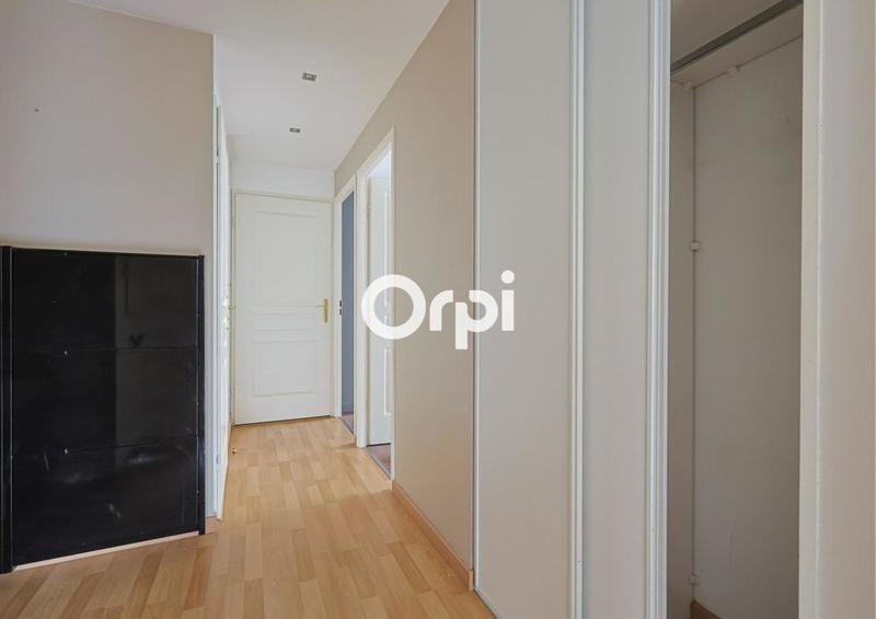 Appartement - 82 m² - 3 pièces