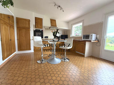 Maison - 170 m² - 5 pièces